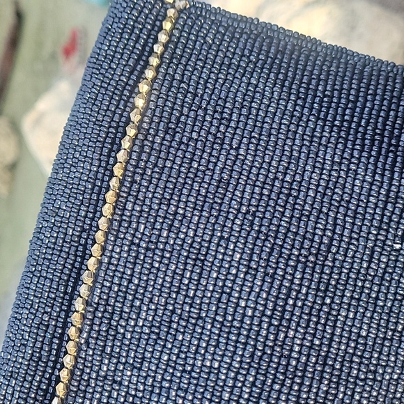 Mary frances disney snow white clutch crossbody - Picture 14 of 17